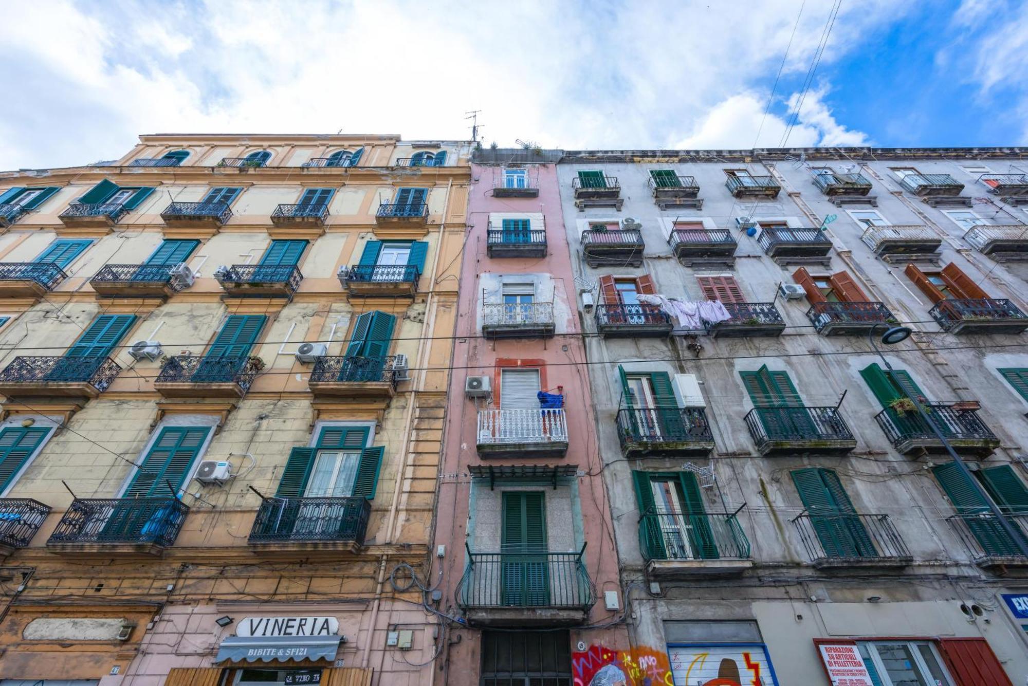 Cirillo Sunshine By Napoliapartments Exterior photo